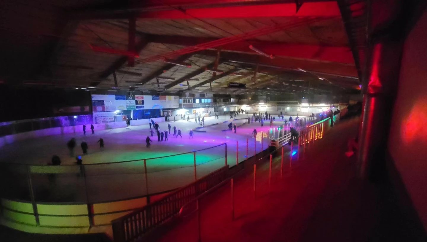 Skridskodisco i ishallen