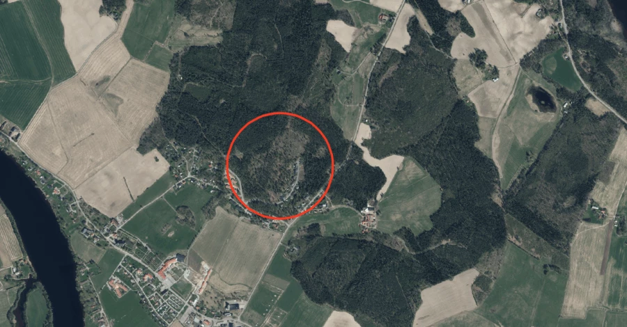 Planomr&aring;dets ungef&auml;rliga placering.